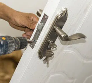 Smithfield Local Locksmith Smithfield, RI 401-856-9185 - 5-Change-Locks