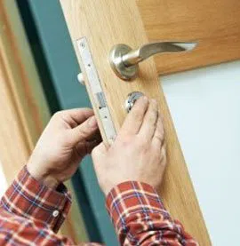 Smithfield Local Locksmith Smithfield, RI 401-856-9185 - 7-Lock-Changing